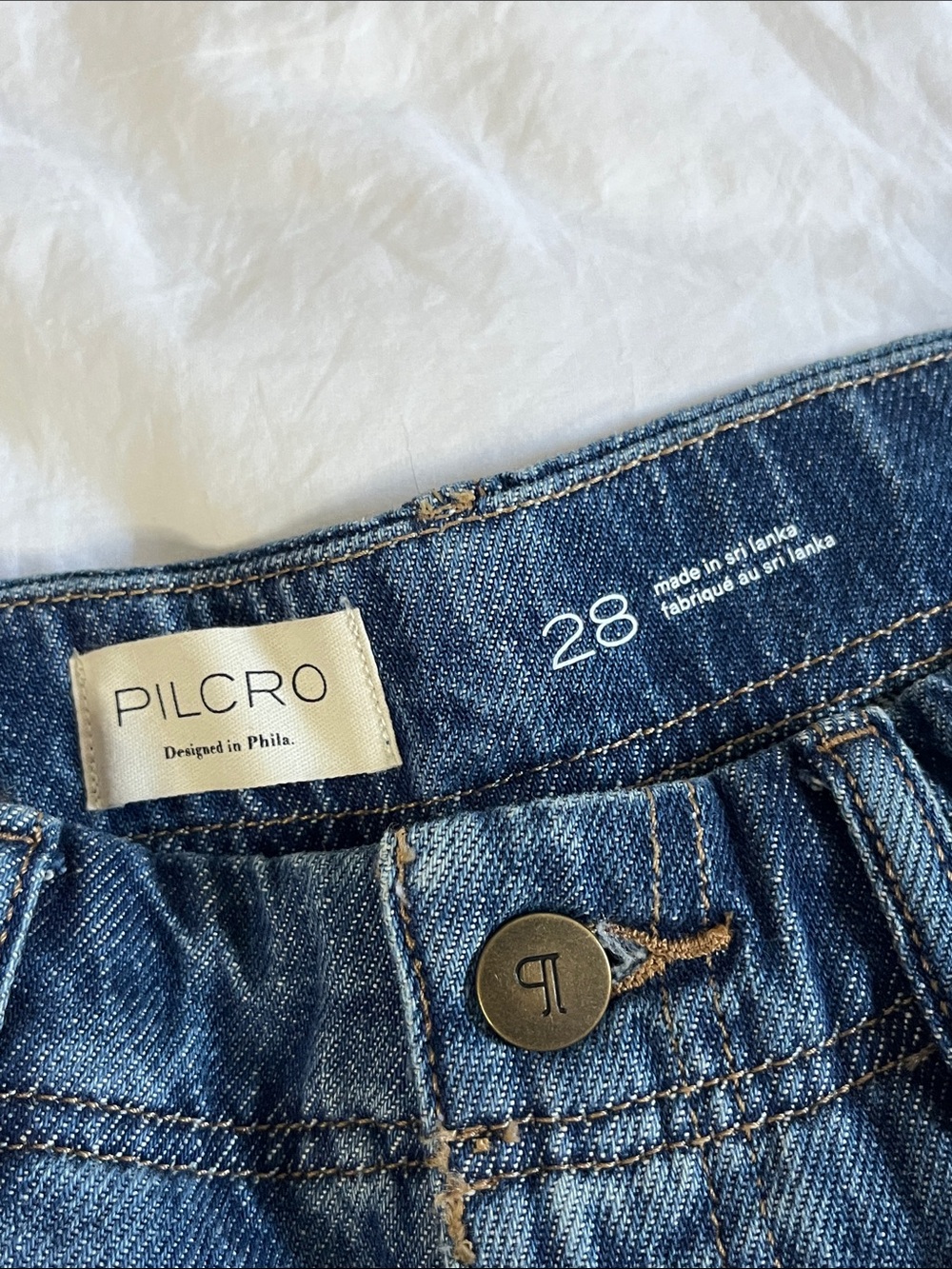 NWOT Adi Patterned Mid-Rise Flare Jeans by Pilcro Anthropologie floral leaf prin - Picture 5 of 16